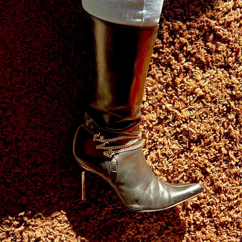 Black chain heel boots